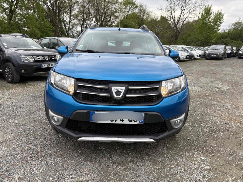 DACIA SANDERO 2015
