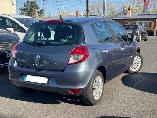 RENAULT CLIO III 2011