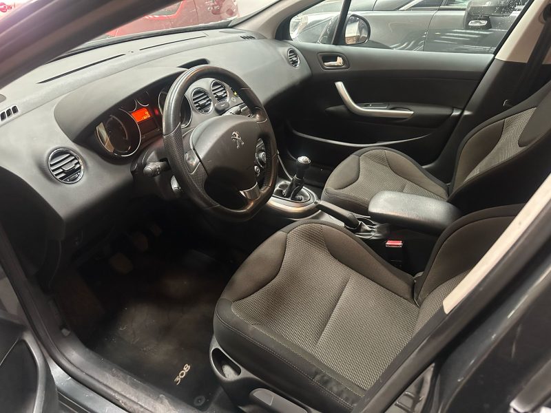 PEUGEOT 308 1.6 HDi 92 CV  2013
