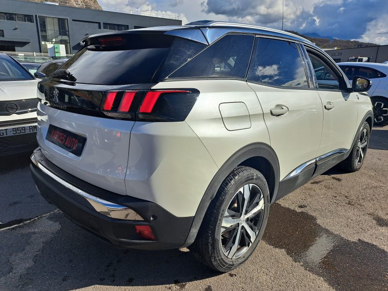 PEUGEOT 3008 2018