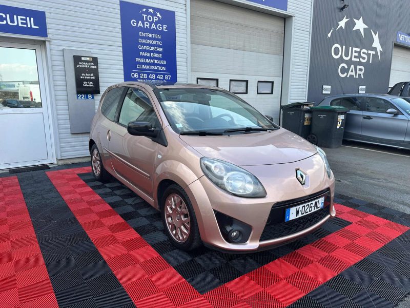 RENAULT TWINGO II 2011
