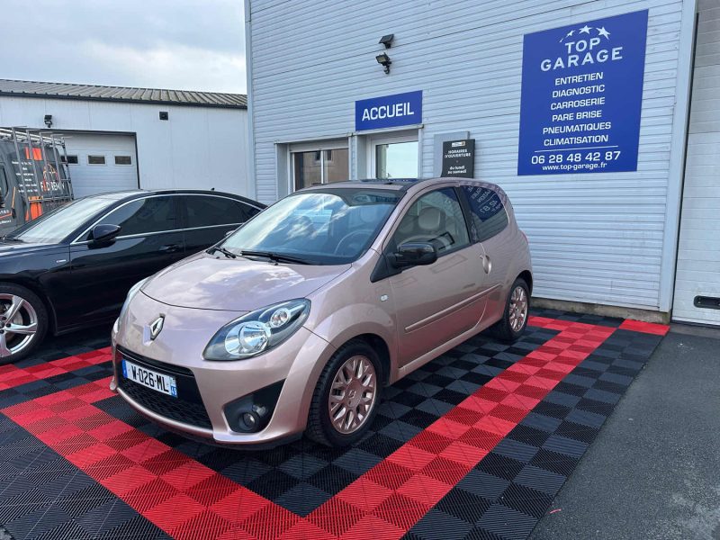 RENAULT TWINGO II 2011