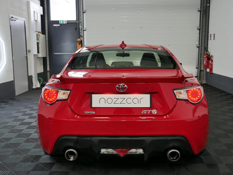 TOYOTA GT86 2013