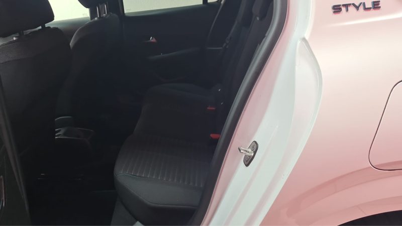 Peugeot 208 STYLE 1.2 PureTech 100CV BVM6/1ERE MAIN/EXPORT ALGERIE - 3 ANS/VENTE HORS TAXES 