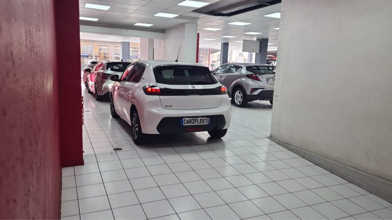 Peugeot 208 STYLE 1.2 PureTech 100CV BVM6/1ERE MAIN/EXPORT ALGERIE - 3 ANS/VENTE HORS TAXES 