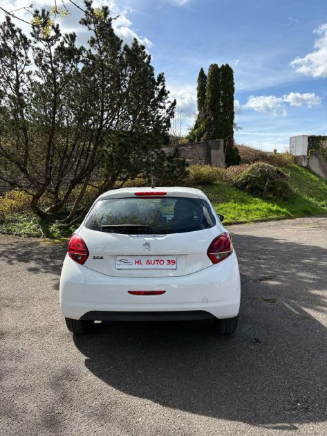 PEUGEOT 208 2018
