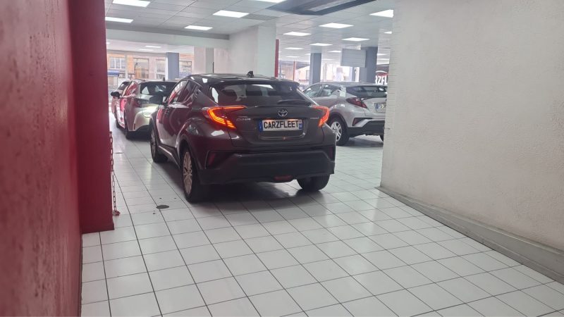 Toyota C-HR SUV COLLECTION 122cv /TVA RECUPERABLE/1 ERE MAIN