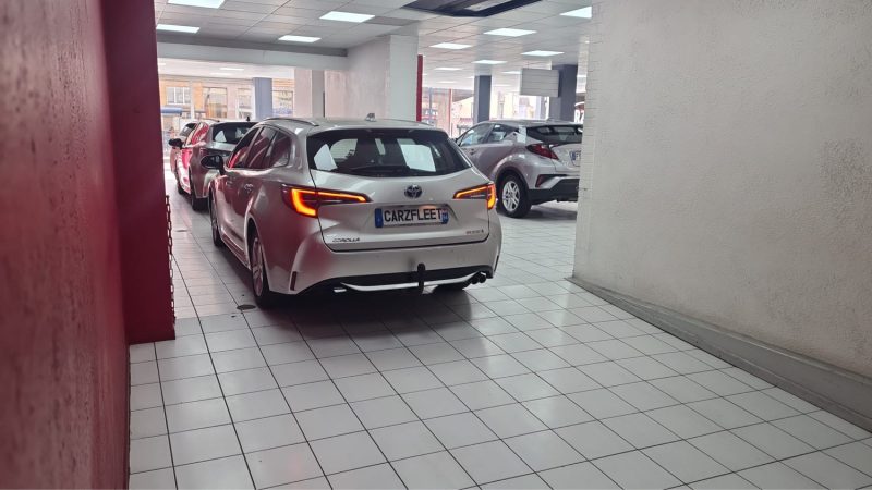 Toyota COROLLA TOURING SPORTS 184cv DYNAMIC BUSINESS 2020/TVA RECUPERABLE/1 ERE MAIN