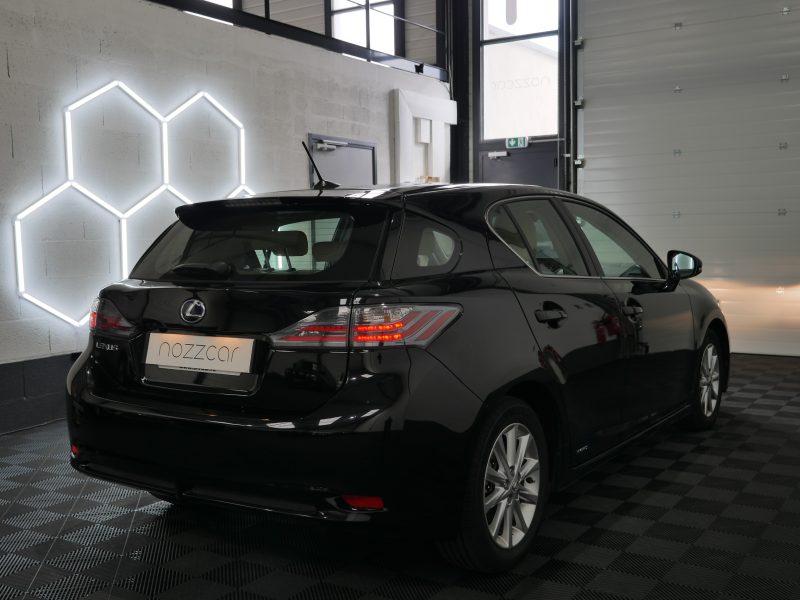 LEXUS CT200H 2012