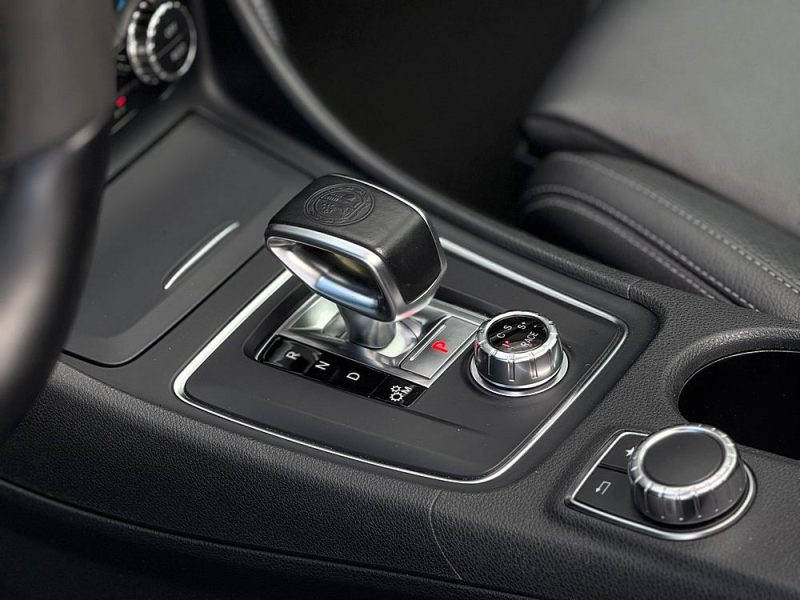 MERCEDES GLA 45 AMG 381CH 4MATIC GARANTIE 12MOIS