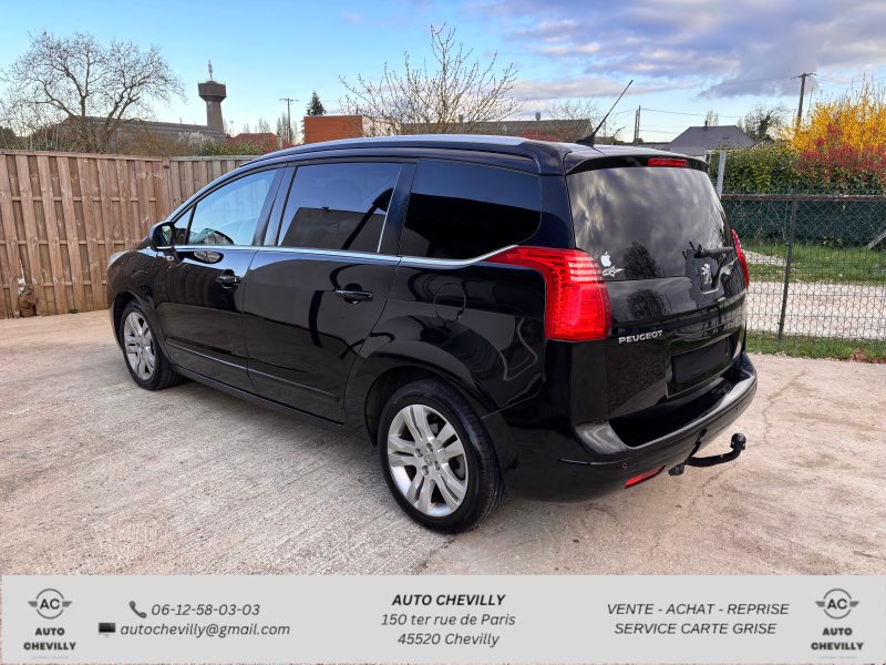 PEUGEOT 5008 2010