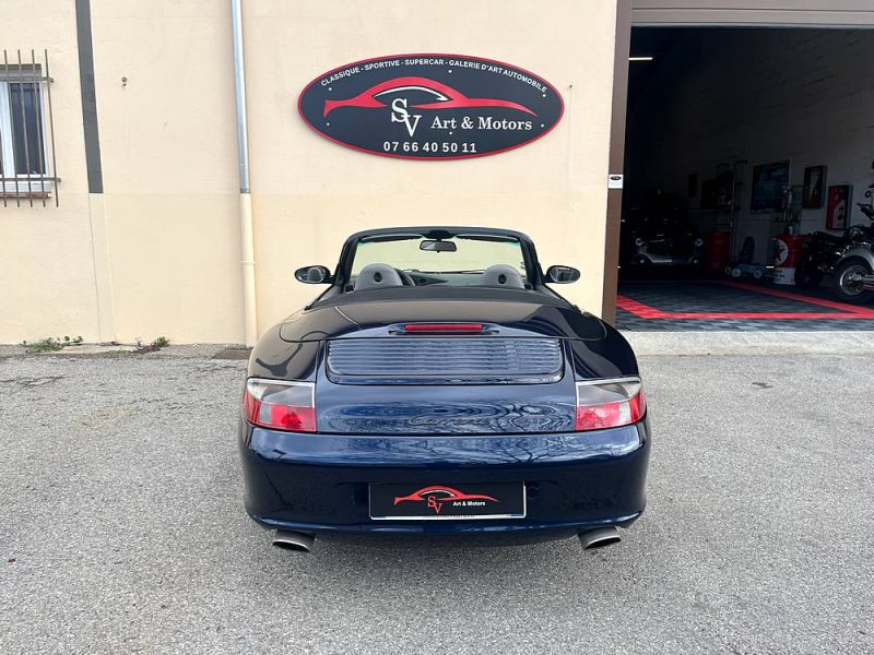 PORSCHE 911 Carrera Cabriolet - 2004