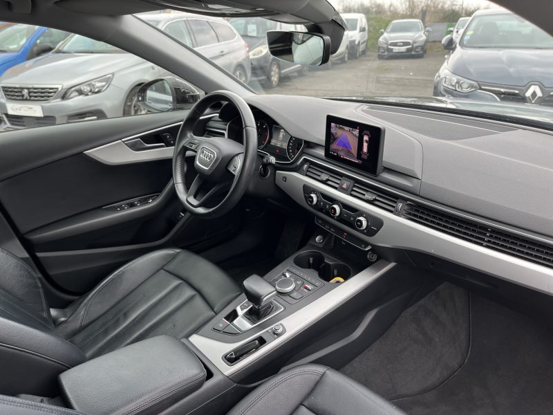 AUDI A4 AVANT 150ch BUSINESS LINE 2.0 TDI