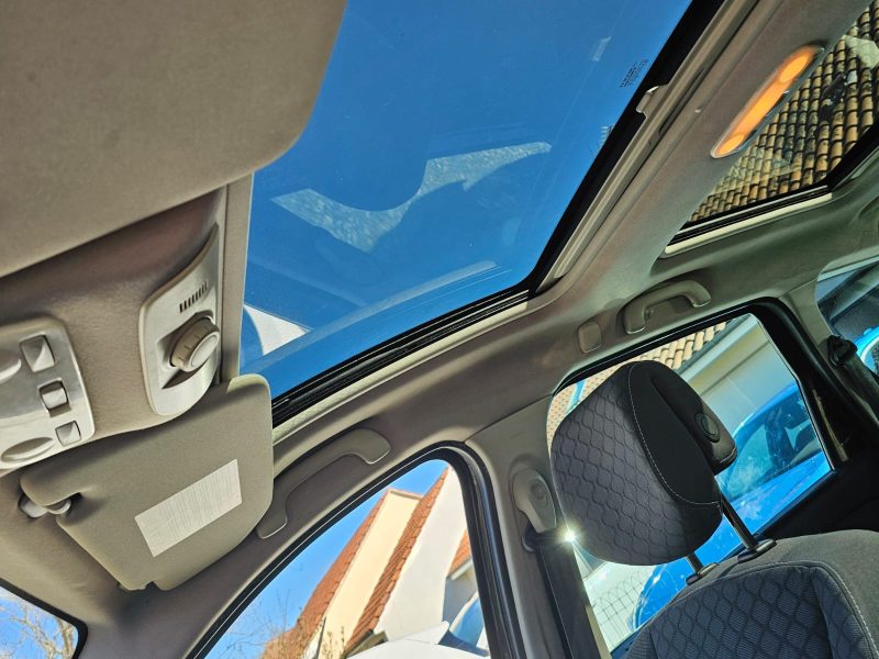 RENAULT MEGANE SCENIC 2009