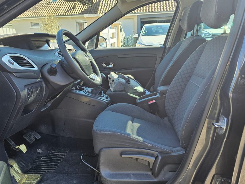 RENAULT MEGANE SCENIC 2009