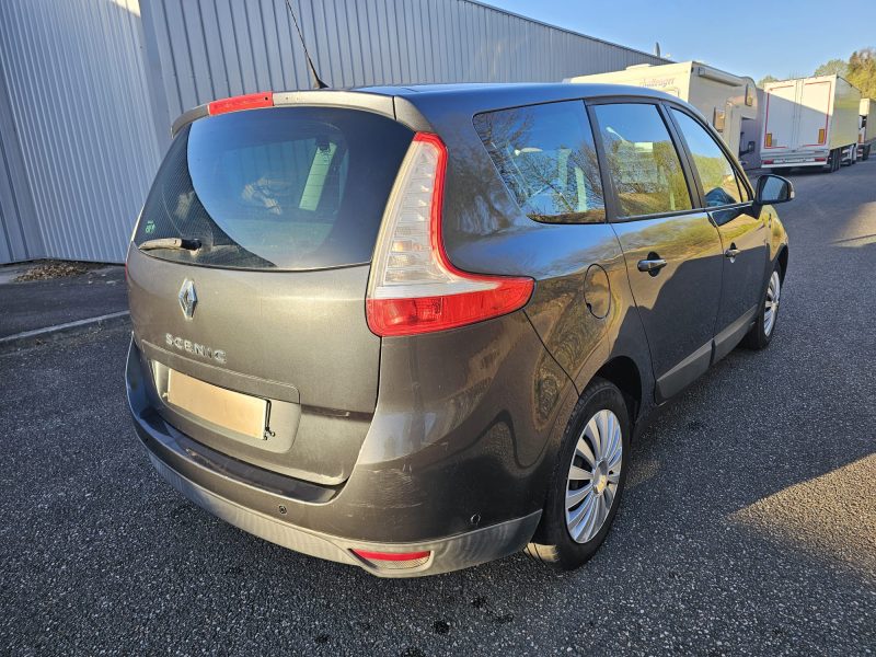 RENAULT MEGANE SCENIC 2009