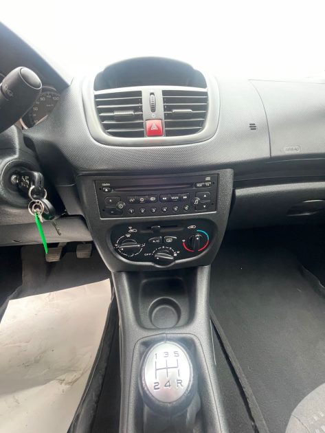 PEUGEOT 206+ 2010 1.4I PACK LIMITED