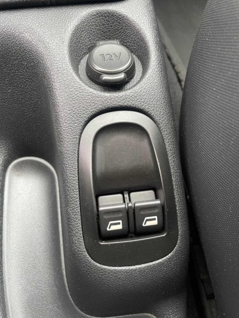 PEUGEOT 206+ 2010 1.4I PACK LIMITED