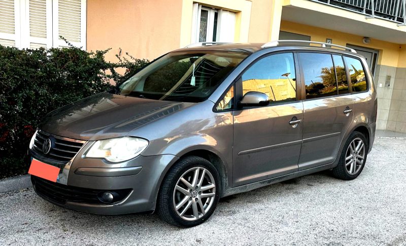VOLKSWAGEN TOURAN 2007