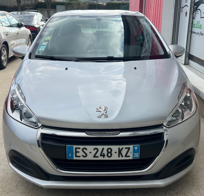 PEUGEOT 208 2017