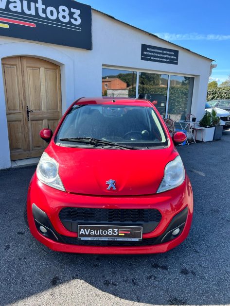 PEUGEOT  107 2012 1.0 68cv / Boita Automatique / Moteur à Chaine / CT OK 