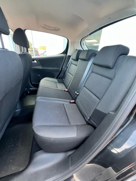 PEUGEOT  207 2011 1.4 Vti 95CV Urban / Moteur à Chaine / CT OK / Révisée 