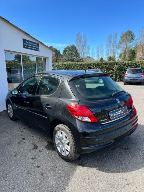 PEUGEOT  207 2011 1.4 Vti 95CV Urban / Moteur à Chaine / CT OK / Révisée 
