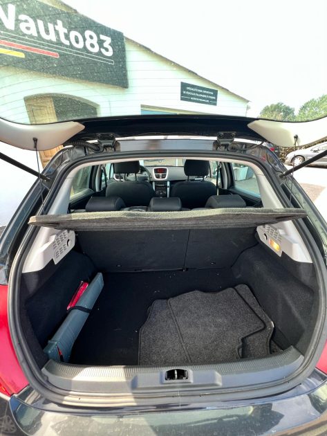 PEUGEOT  207 2011 1.4 Vti 95CV Urban / Moteur à Chaine / CT OK / Révisée 