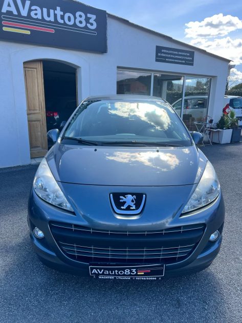 PEUGEOT  207 2012 1.4Vti 95CV Urban / Kit Chaine Neuf / Révisée / CT OK 