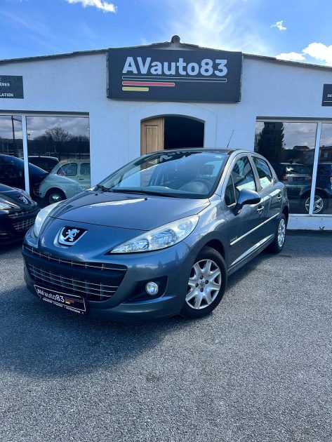 PEUGEOT  207 2012 1.4Vti 95CV Urban / Kit Chaine Neuf / Révisée / CT OK 