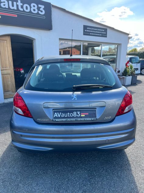 PEUGEOT  207 2012 1.4Vti 95CV Urban / Kit Chaine Neuf / Révisée / CT OK 