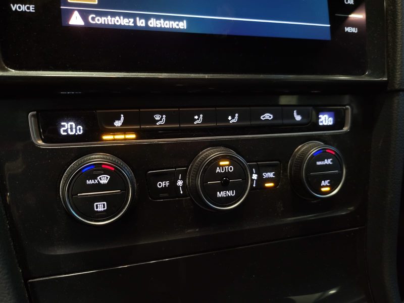 VOLKSWAGEN GOLF 1.5 TSI 150cv CONFORTLINE / SUIVI OK / SIEGES CHAUFFANTS /KEYLESS