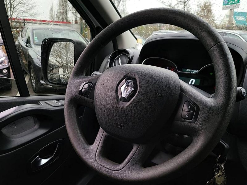 RENAULT TRAFIC 2.0 DCI 16V L2H1 PHASE 2 / APPLE CARPLAY + ATTELAGE /