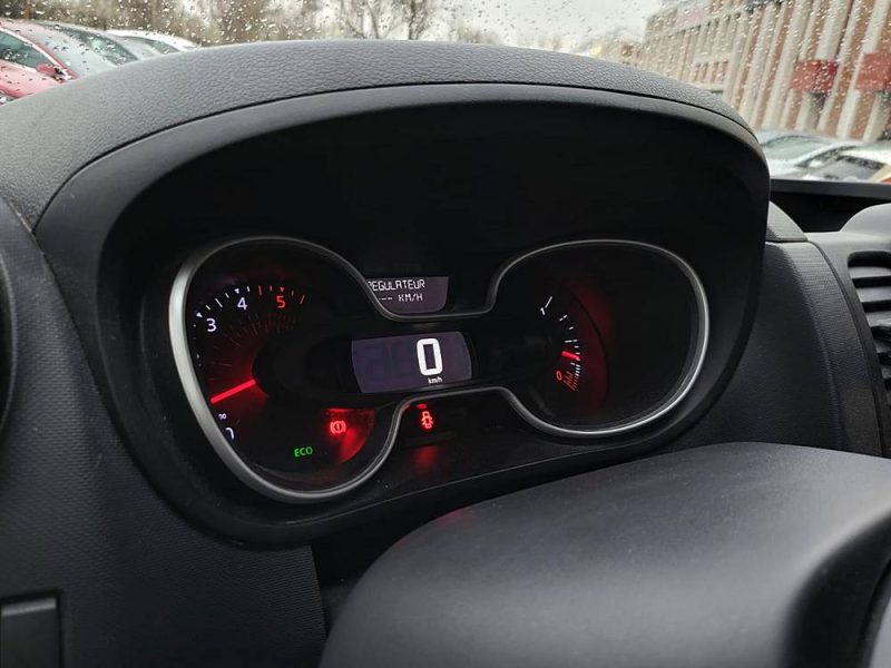 RENAULT TRAFIC 2.0 DCI 16V L2H1 PHASE 2 / APPLE CARPLAY + ATTELAGE /