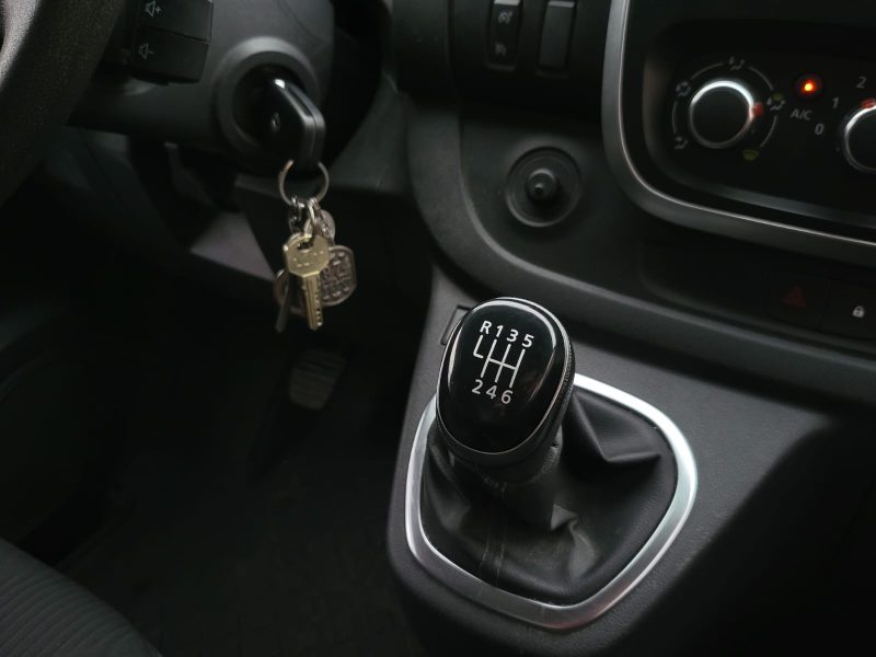 RENAULT TRAFIC 2.0 DCI 16V L2H1 PHASE 2 / APPLE CARPLAY + ATTELAGE /