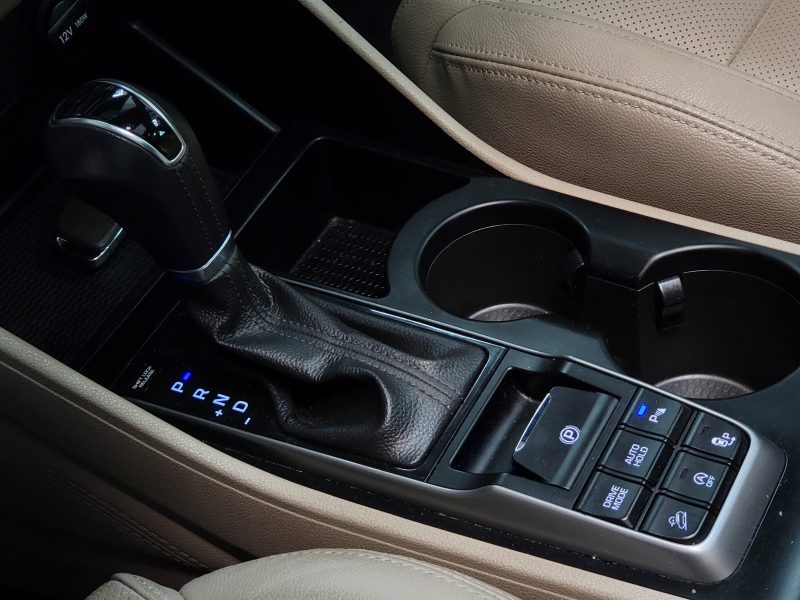 HYUNDAI TUCSON III 1.7 CRDi 141cv Executive 2WD DCT7 1ère Main / FAIBLE KILOMETRAGE