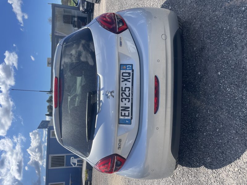 PEUGEOT 208 Style