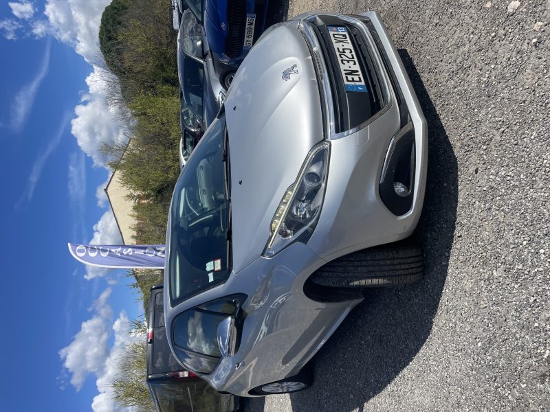 PEUGEOT 208 Style