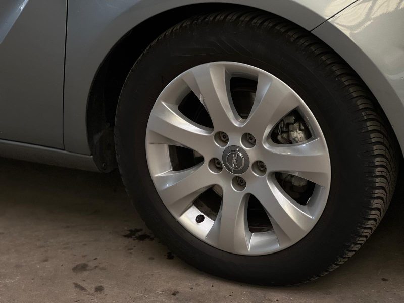 OPEL MERIVA 1.4 TURBO 120CH