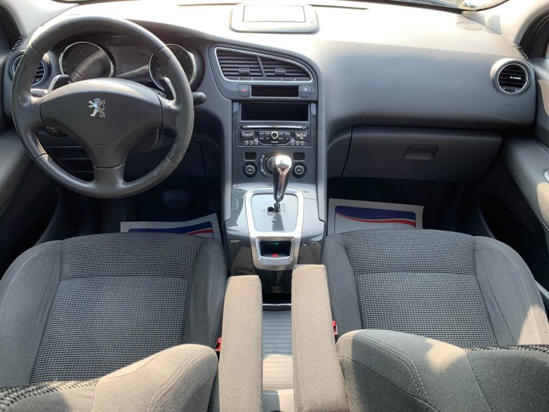 PEUGEOT 5008 2013 1.6 HDI