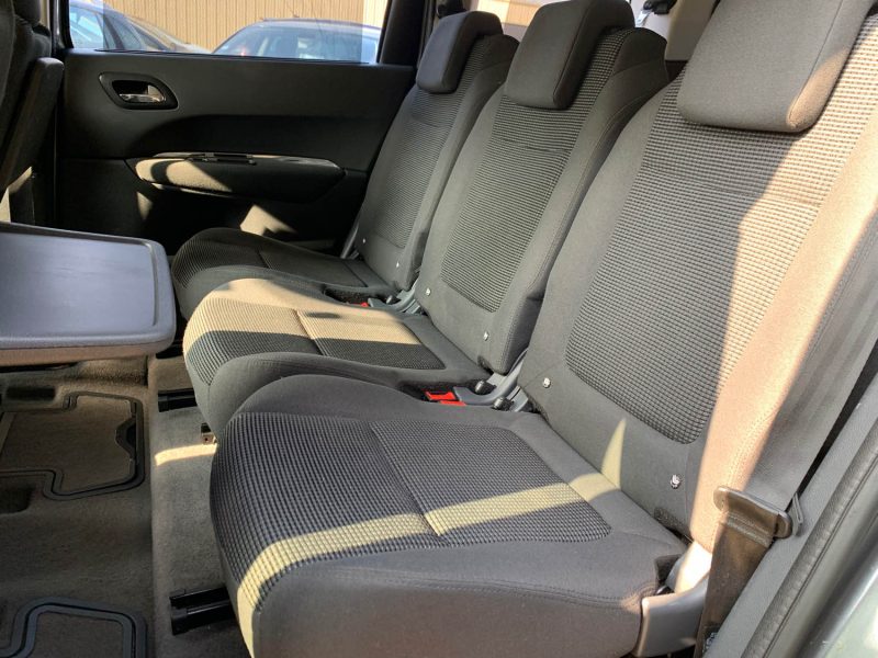 PEUGEOT 5008 2013 1.6 HDI