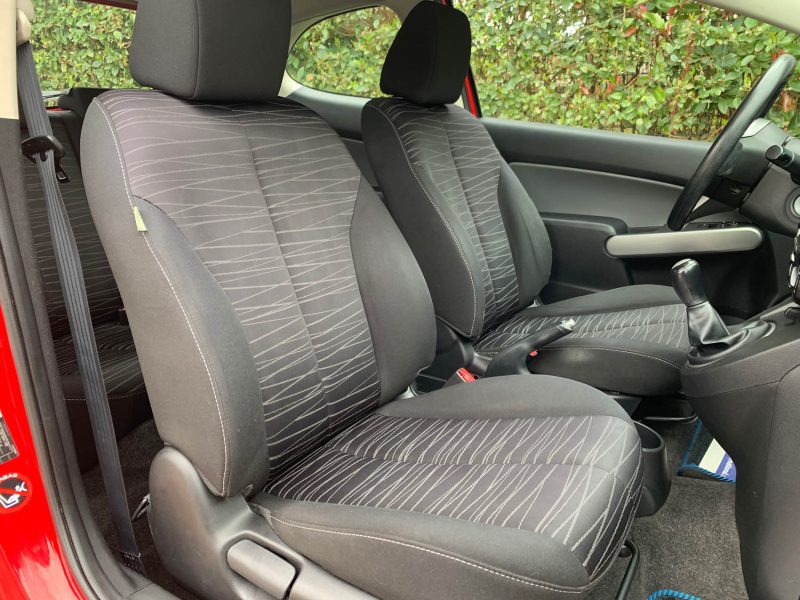 MAZDA MAZDA 2 2010 1.3i