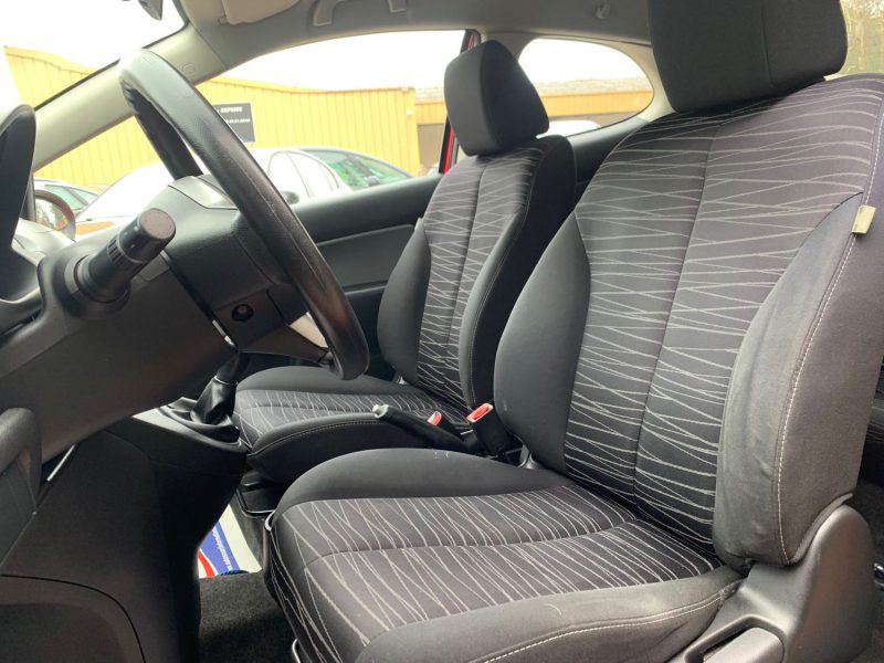 MAZDA MAZDA 2 2010 1.3i