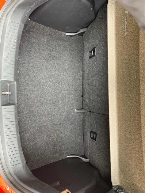 MAZDA MAZDA 2 2010 1.3i