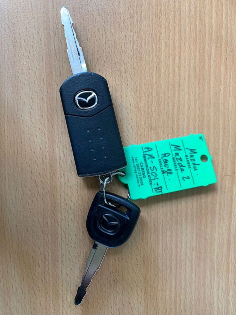 MAZDA MAZDA 2 2010 1.3i