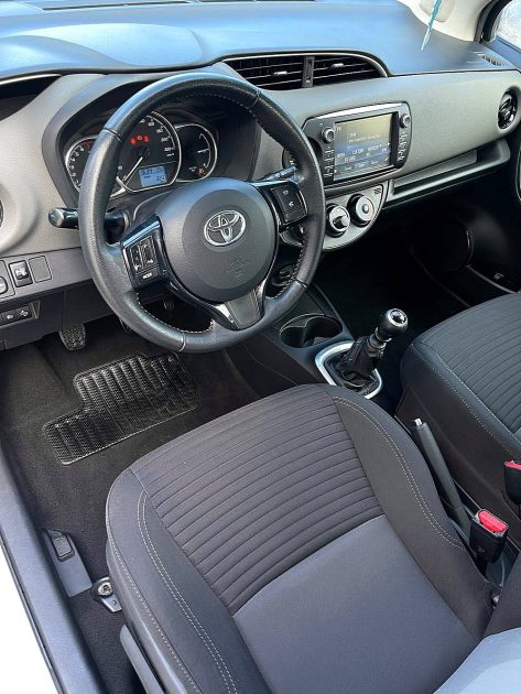 TOYOTA YARIS 2019