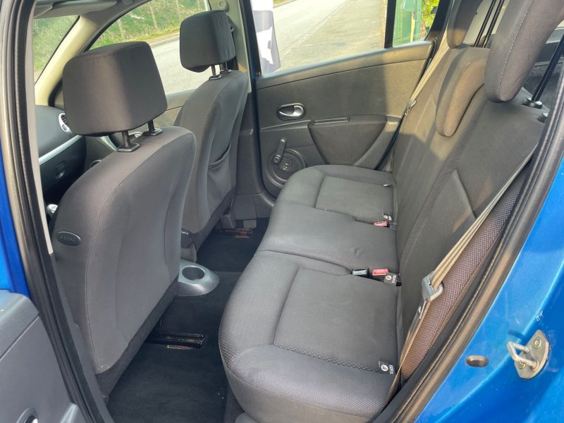 RENAULT CLIO 1.4i 16V 100CV