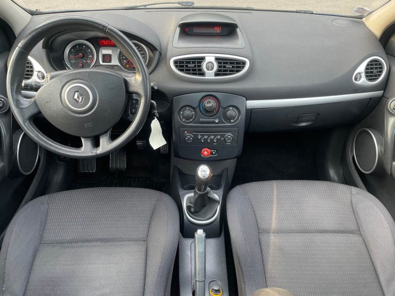 RENAULT CLIO 1.4i 16V 100CV