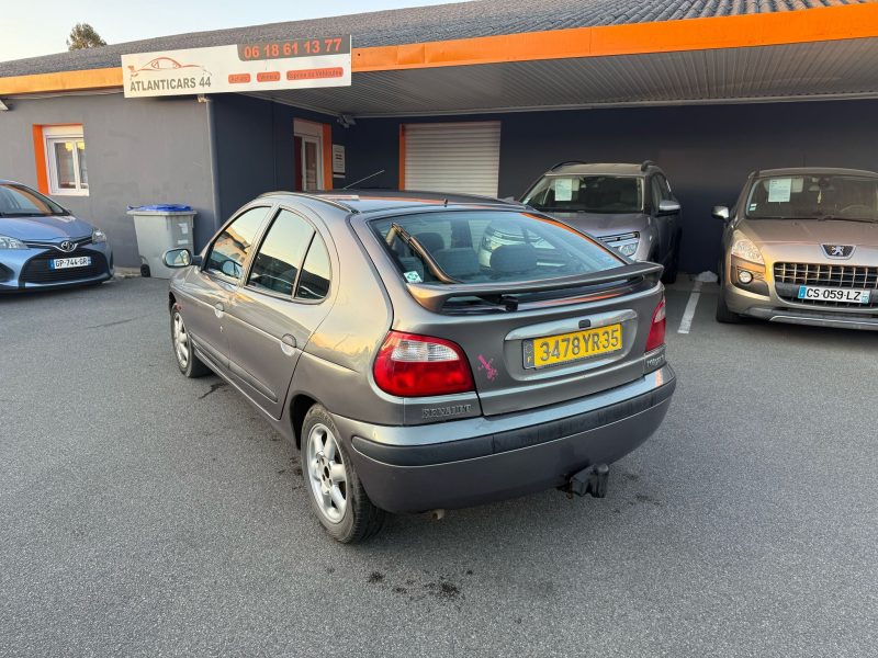 RENAULT MEGANE 1999