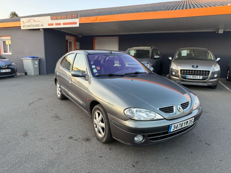 RENAULT MEGANE 1999